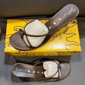 Brown kitten heel sandals